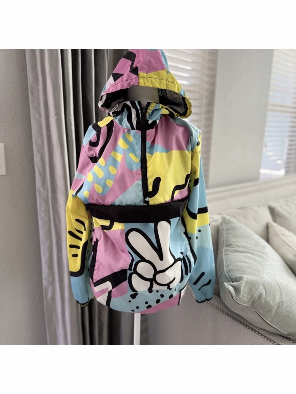 Windbreaker Hooded quarter zip